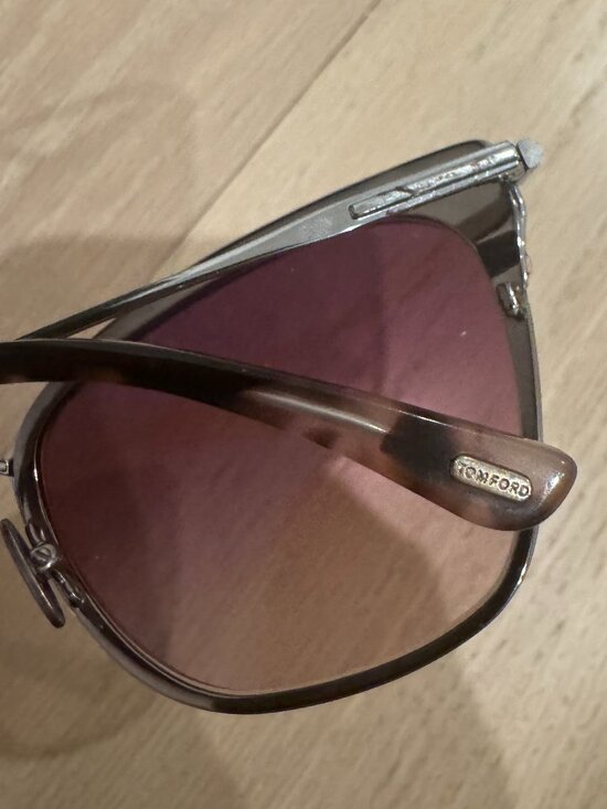 Tom Ford Faryn Cat Eye Sunglasses Tf843 12u Titanium Authentic main image 8
